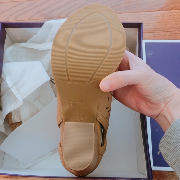 Top Moda Glenda Lasercut Peep Toe Bootie - Picture 7 of 7